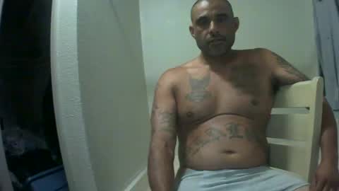slickstre online show from July 19, 5:33 am