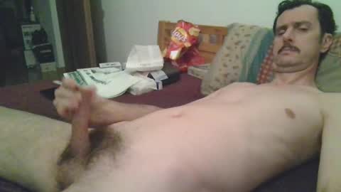 Snapshot of slim38 chatting on November 19, 6:41 pm Alin online show from November 19, 6:41 pm