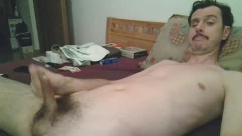 Snapshot of slim38 chatting on November 26, 12:22 am Alin online show from November 26, 12:22 am