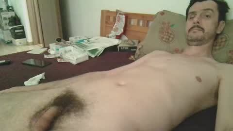 Snapshot of slim38 chatting on June 3, 3:53 am Alin online show from June 3, 3:53 am