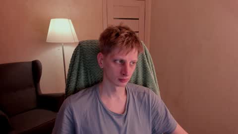 Snapshot of slim_andy chatting on December 12, 6:47 am Andy online show from December 12, 6:47 am