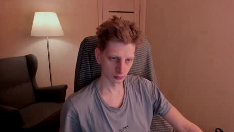 Snapshot of slim_andy chatting on December 20, 6:29 am Andy online show from December 20, 6:29 am