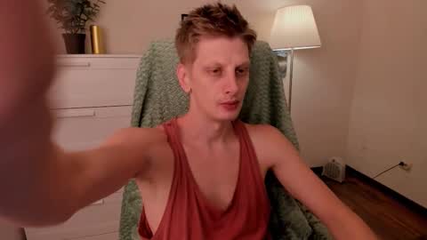 Snapshot of slim_andy chatting on September 13, 10:26 am Andy online show from September 13, 10:26 am