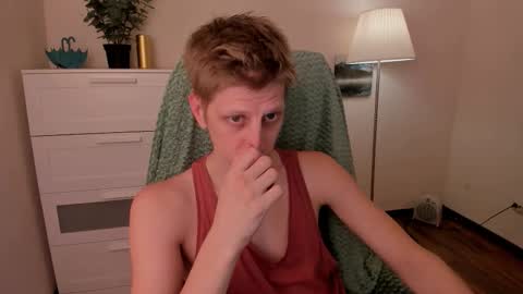 Snapshot of slim_andy chatting on September 27, 10:20 am Andy online show from September 27, 10:20 am