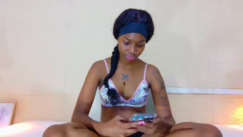 slim_chocobar18 online show from January 6, 2:43 pm