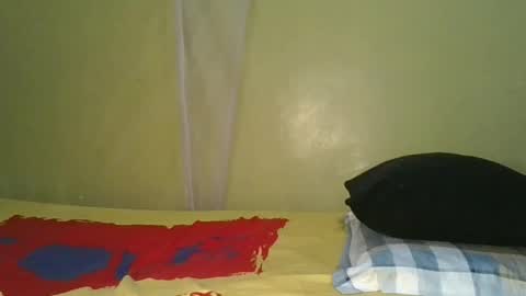 Snapshot of slim_girl01 chatting on June 13, 5:11 pm slim_girl01 online show from June 13, 5:11 pm