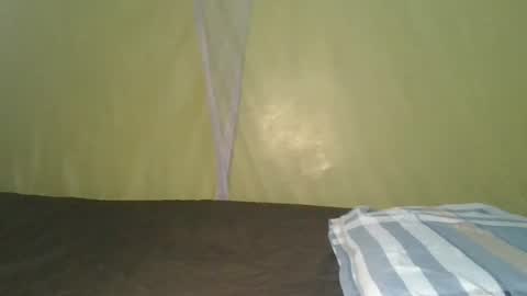 Snapshot of slim_girl01 chatting on June 17, 5:14 pm slim_girl01 online show from June 17, 5:14 pm