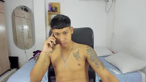 Snapshot of slim_master12 chatting on January 9, 4:06 pm slim_master12 online show from January 9, 4:06 pm