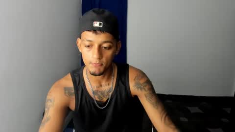 Snapshot of slim_master12 chatting on August 2, 5:39 am slim_master12 online show from August 2, 5:39 am
