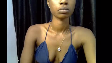 Snapshot of slim_petitqueen chatting on November 2, 9:44 am Alice online show from November 2, 9:44 am