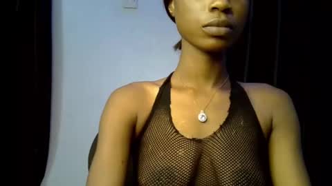 Snapshot of slim_petitqueen chatting on November 10, 8:41 pm Alice online show from November 10, 8:41 pm