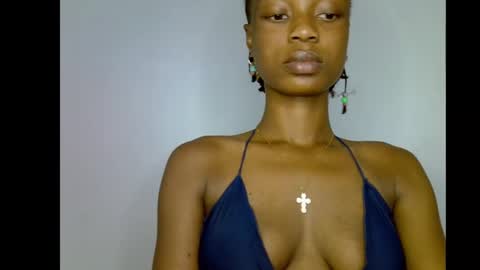 Snapshot of slim_petitqueen chatting on January 15, 4:44 pm Alice online show from January 15, 4:44 pm