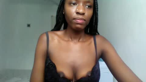 slimandthick1 online show from April 23, 7:09 am