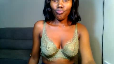 Snapshot of slimebonie chatting on May 30, 12:41 am purity online show from May 30, 12:41 am