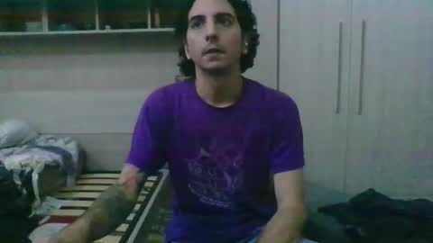 Snapshot of slimteaser089 chatting on December 23, 10:46 am SlimTeaser089 online show from December 23, 10:46 am