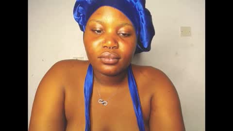 Snapshot of slimy_cunt chatting on October 14, 7:58 pm Jemila online show from October 14, 7:58 pm