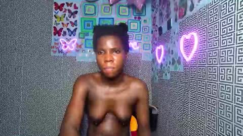 slimzyxdoll online show from October 26, 10:58 pm