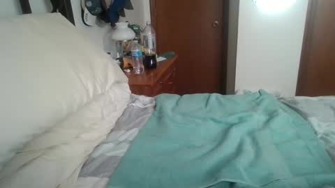 slippery_duck online show from January 23, 6:35 pm