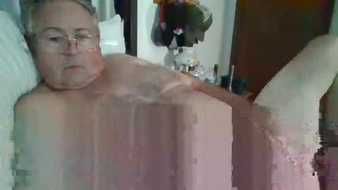 slippery_duck online show from September 26, 1:15 pm