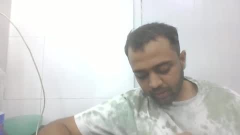 Snapshot of slothslav chatting on February 18, 9:32 am slothslav online show from February 18, 9:32 am