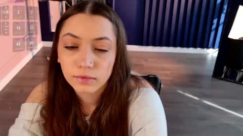 Emilia online show from May 2, 12:32 pm