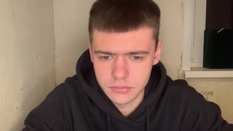 Snapshot of slowburner_ chatting on February 14, 9:22 pm Mike online show from February 14, 9:22 pm