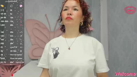 Snapshot of slut_milf4u chatting on March 5, 11:28 am Paola online show from March 5, 11:28 am
