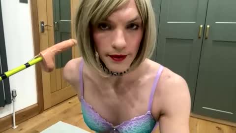 Slut Amy online show from May 3, 8:04 pm