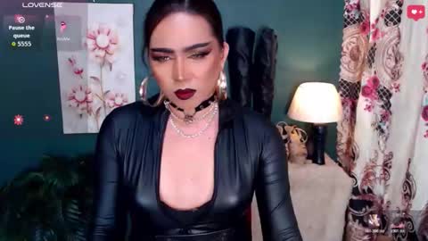 Snapshot of sluthotcummer69x chatting on April 9, 10:42 am EMPRESS GODDESS KRISTINE online show from April 9, 10:42 am