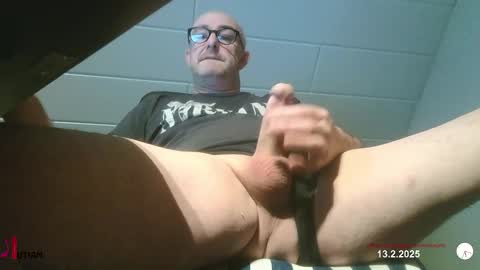 Snapshot of slutiam chatting on February 13, 4:32 am SLUTIAM online show from February 13, 4:32 am