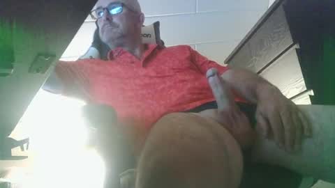  SLUTIAM   online show from August 2, 7:45 pm
