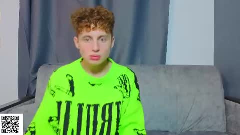 sluttsavage online show from June 15, 8:33 pm