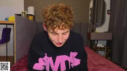 sluttsavage online show from August 1, 5:01 pm