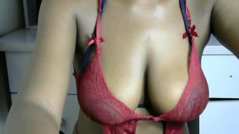 sluttx_choco online show from April 18, 8:51 am