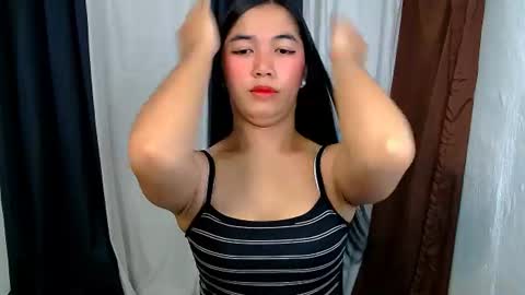 Snapshot of slutty_gretha chatting on July 1, 11:12 am Gretha online show from July 1, 11:12 am