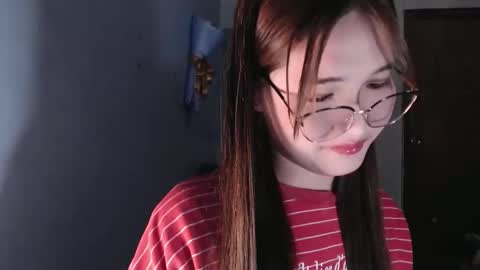 Snapshot of slutty_hannaxx chatting on May 11, 3:56 am slutty_hannaxx online show from May 11, 3:56 am