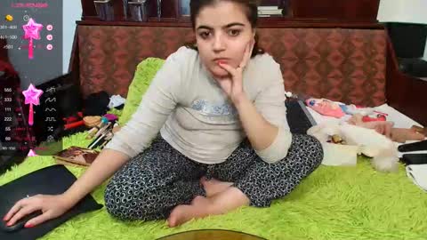 Snapshot of slutty_milf_bitch chatting on October 26, 11:38 am Ana    online show from October 26, 11:38 am