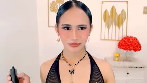 Snapshot of slutty_vanna chatting on March 3, 6:44 pm mia online show from March 3, 6:44 pm