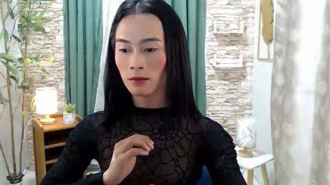 Snapshot of slutty_vanna chatting on October 26, 6:03 pm mia online show from October 26, 6:03 pm