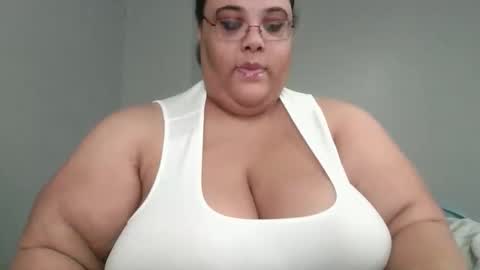 Snapshot of sluttyjess31 chatting on May 6, 2:22 pm Jessica online show from May 6, 2:22 pm
