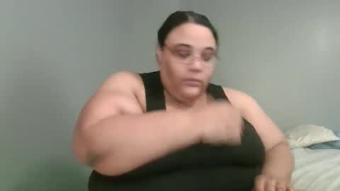 Snapshot of sluttyjess31 chatting on May 20, 5:41 pm Jessica online show from May 20, 5:41 pm