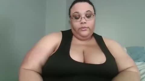 Snapshot of sluttyjess31 chatting on May 30, 4:26 pm Jessica online show from May 30, 4:26 pm