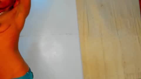 Sexyslutt online show from December 17, 11:05 am