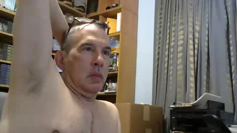 Snapshot of sluttyslave81 chatting on October 10, 5:06 am sluttyslave81 online show from October 10, 5:06 am