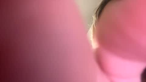 Snapshot of sluttysofia_ chatting on January 29, 4:05 am Sluttysofia online show from January 29, 4:05 am