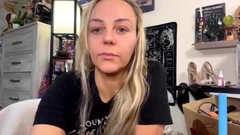 Snapshot of sluttysofia_ chatting on February 3, 4:20 pm Sluttysofia online show from February 3, 4:20 pm