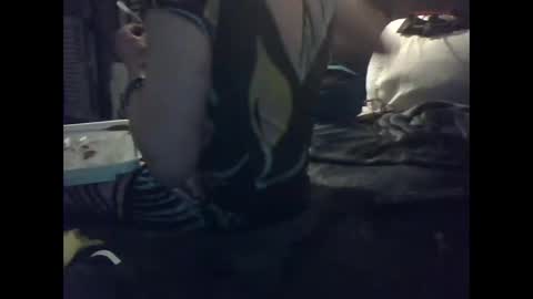 Snapshot of slutviki chatting on January 7, 1:30 am slutviki online show from January 7, 1:30 am