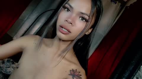 Snapshot of slutxcums_farrah69 chatting on November 9, 4:16 pm Dont forget to follow me give me thumbs upIm a New kataluna online show from November 9, 4:16 pm