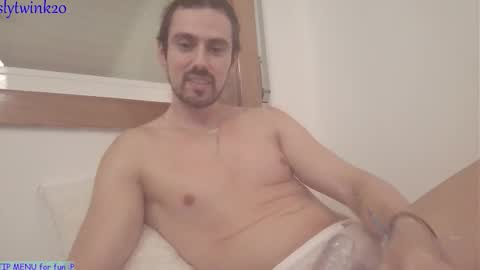 slytwink20 online show from September 10, 1:27 am