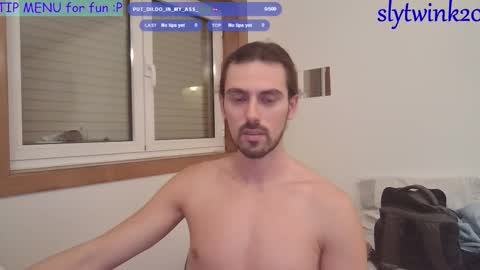 slytwink20 online show from September 14, 8:52 pm